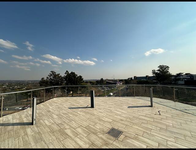 5,835M² OFFICE TO LET IN SANDTON CENTRAL